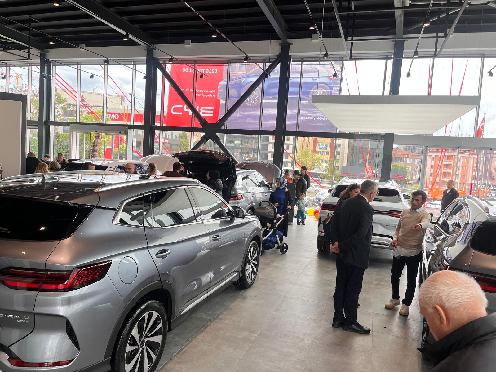 Derya DRC İstanbul otomotiv showroom